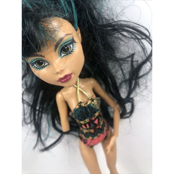 Monster High 13 Wishes Cleo de Nile Desert Frights Oasis Doll. Missing Arm - Picture 4 of 16